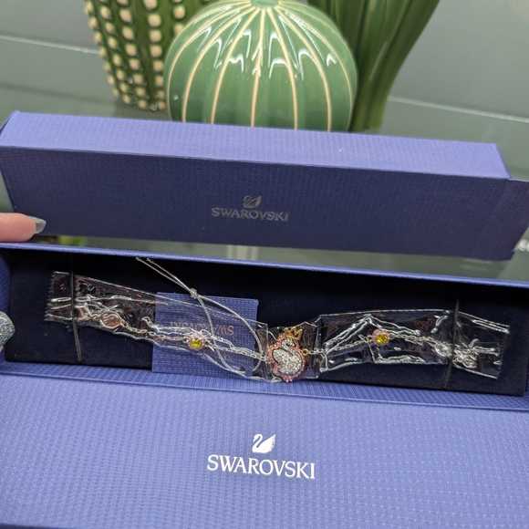 Swarovski Jewelry - Swarovski Silver and Pink Crystal Swan Bracelet